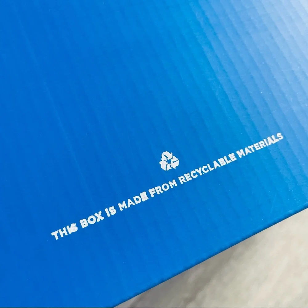 Vince Camuto branded cardboard